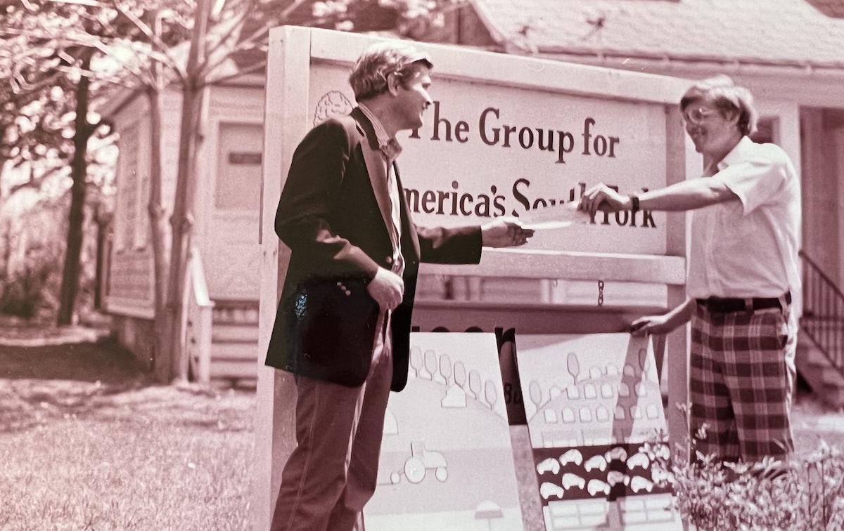 Group's first office in 1972_web